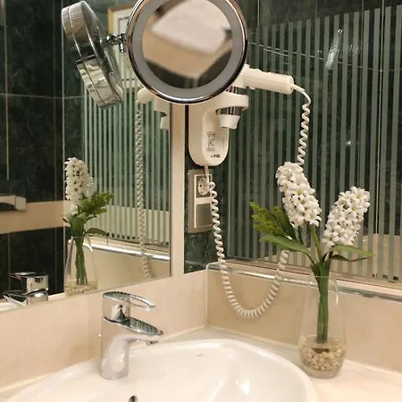 Hotel Foxa 4*