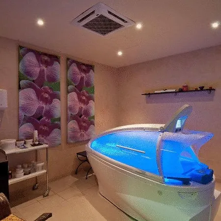 Hotel Foxa 4*