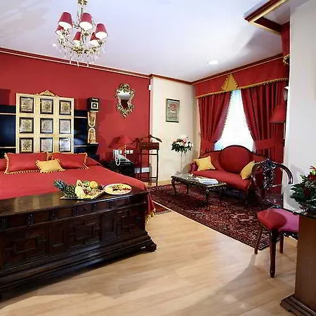 Hotel Foxa 4*