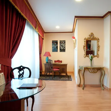 Отель Foxa Вальядолид